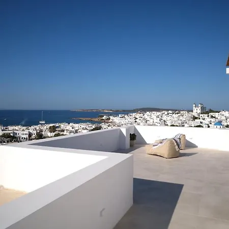 Parian Pearl Unique Seaview Náusza