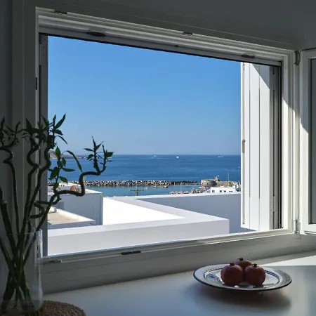 Parian Pearl Unique Seaview Náusza