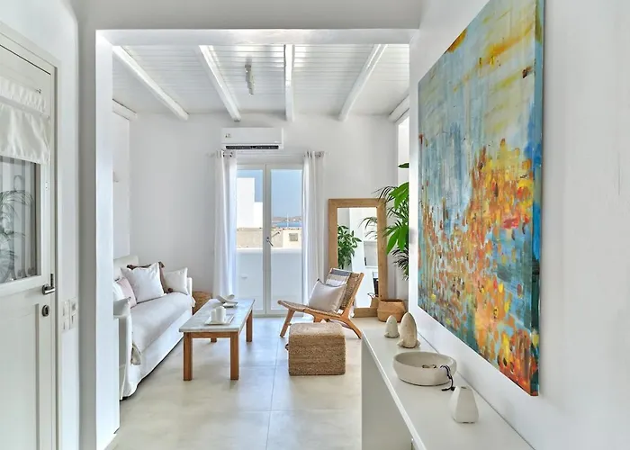 Parian Pearl Unique Seaview *